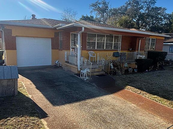 2nd image of 712 Westmoreland Rd