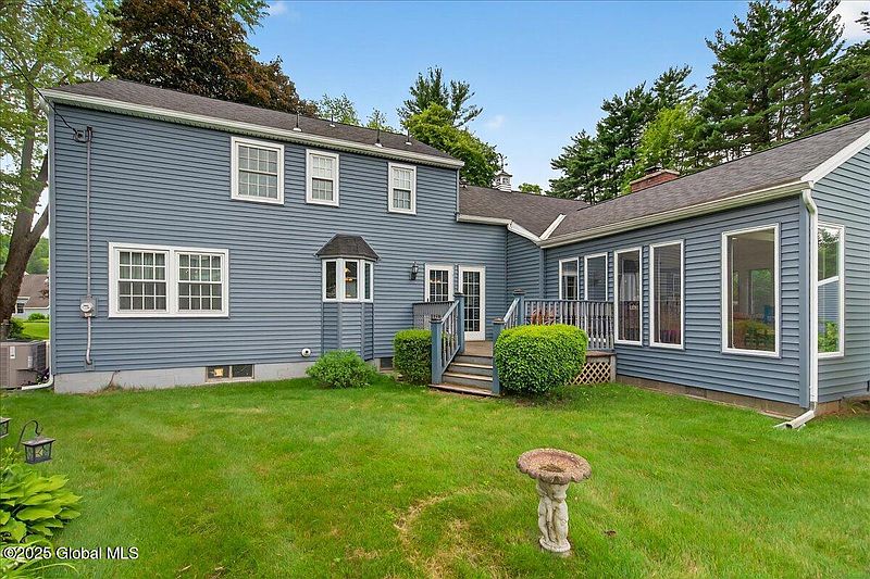 3rd image of 62 Pheasant Ridge Drive