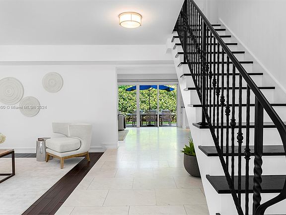5th image of 5551 San Vicente St