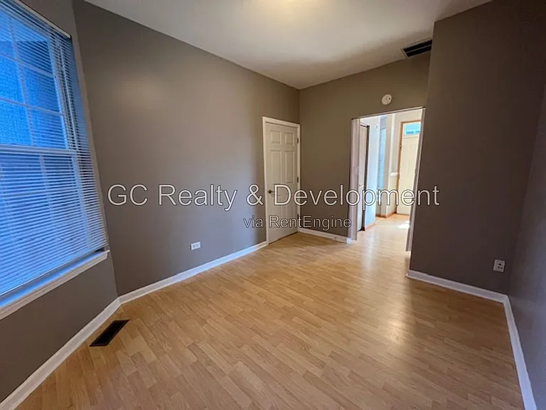 159 Shorewood Dr — Photo 7