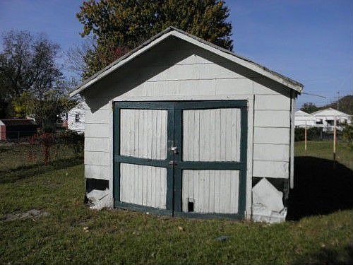 5th image of 2211 Laguard Dr