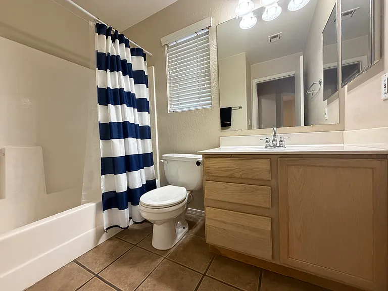 795 E Morelos St — Photo 7