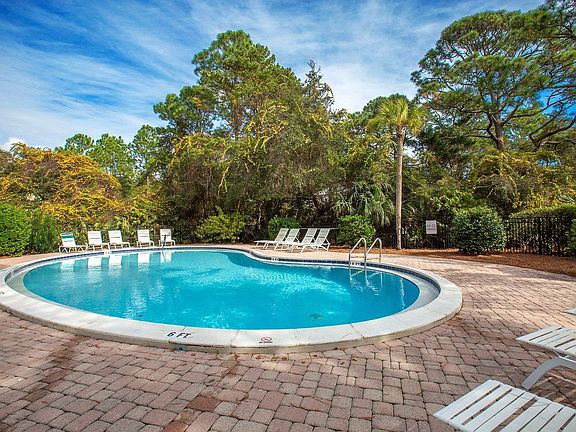2nd image of 36 N Myrtle Dr Unit 104