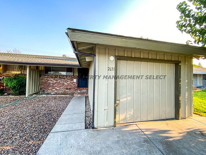 1st image of 2631 La Mesa Way