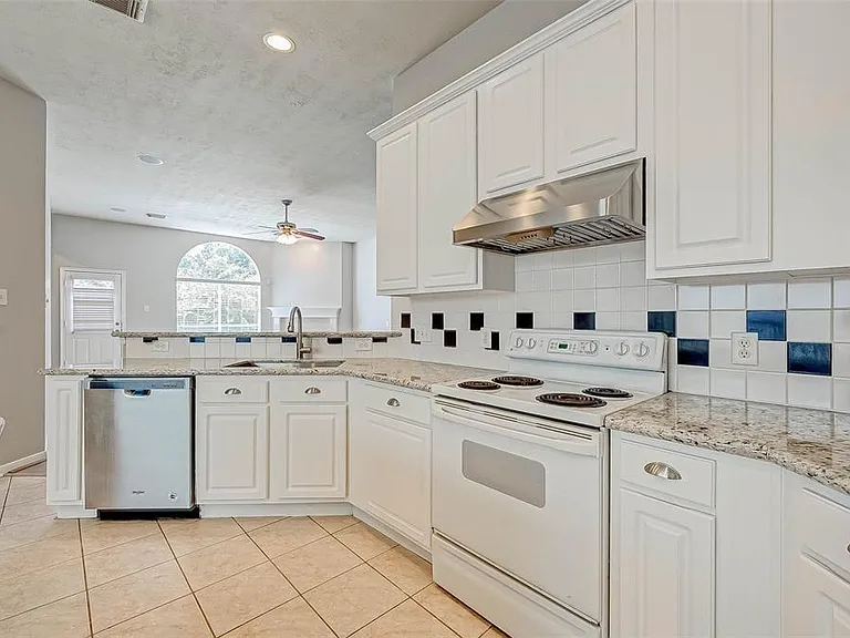 23767 River Place Dr — Photo 11
