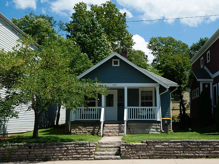 1202 N Walnut St — Photo 35