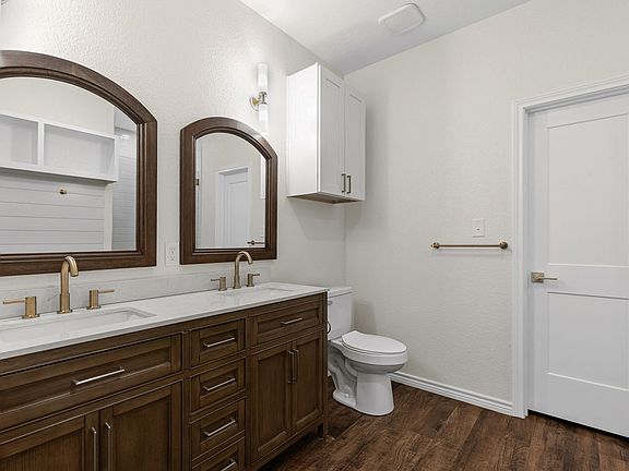 4th image of 5623 Barkridge Dr