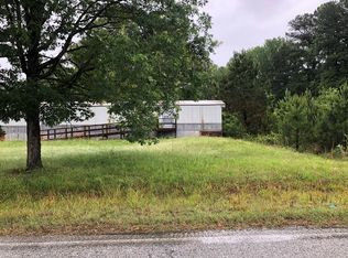 1570 Sawyers Mill Rd, Camden, TN 38320