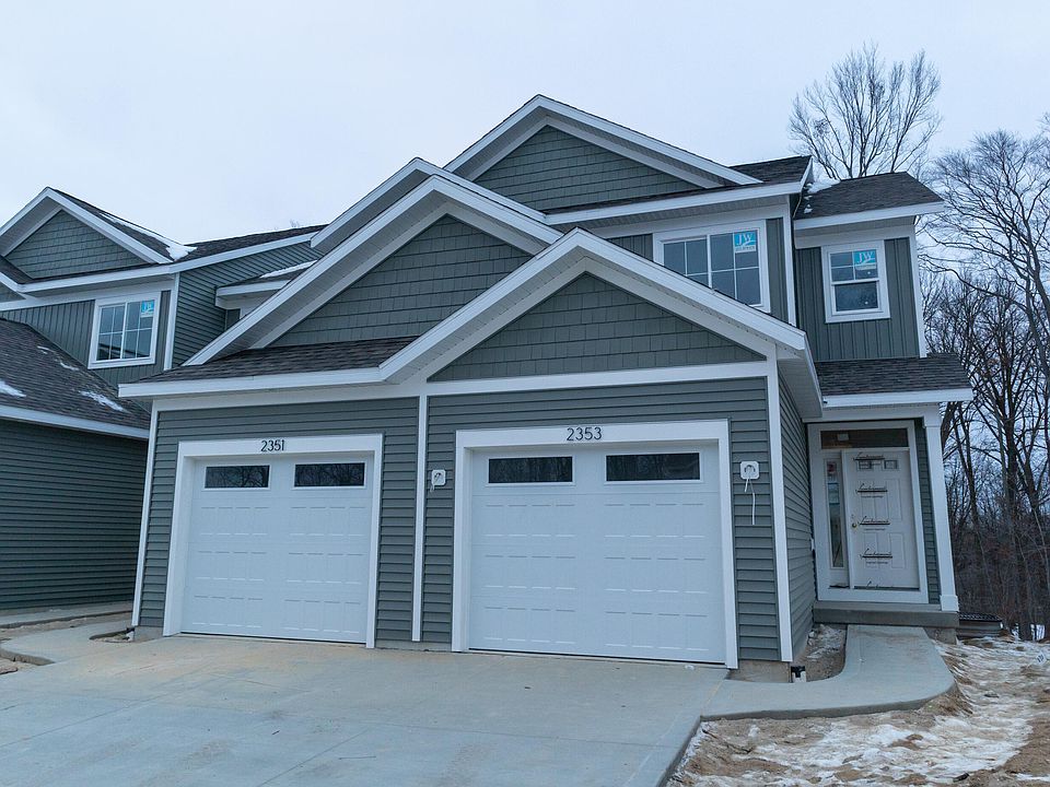 1st image of 2349 Watertown Way NE