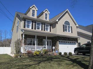 2031 Prospect Ave, Scotch Plains, NJ 07076