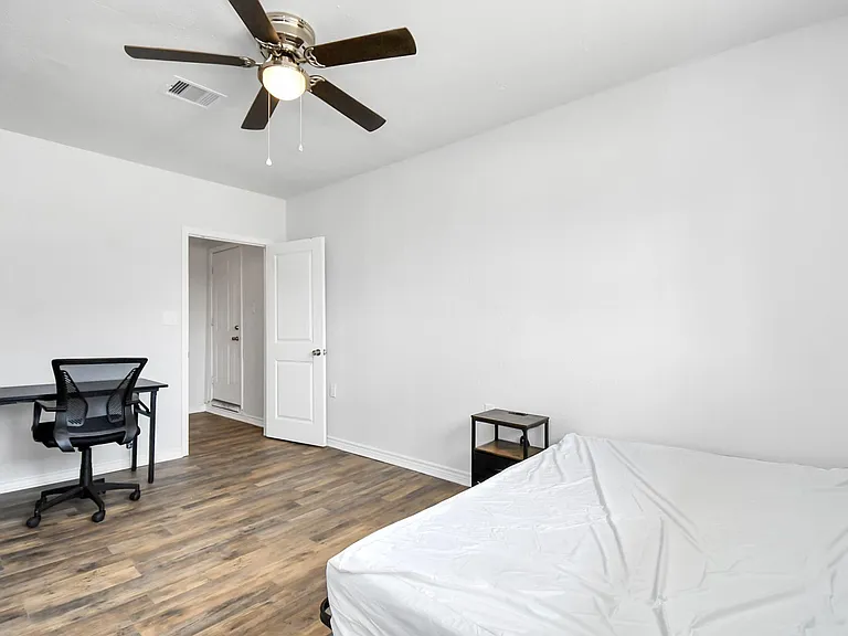 3743 Odin Ct — Photo 31