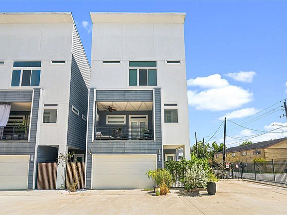 3rd image of 4702 Independence Heights Ln