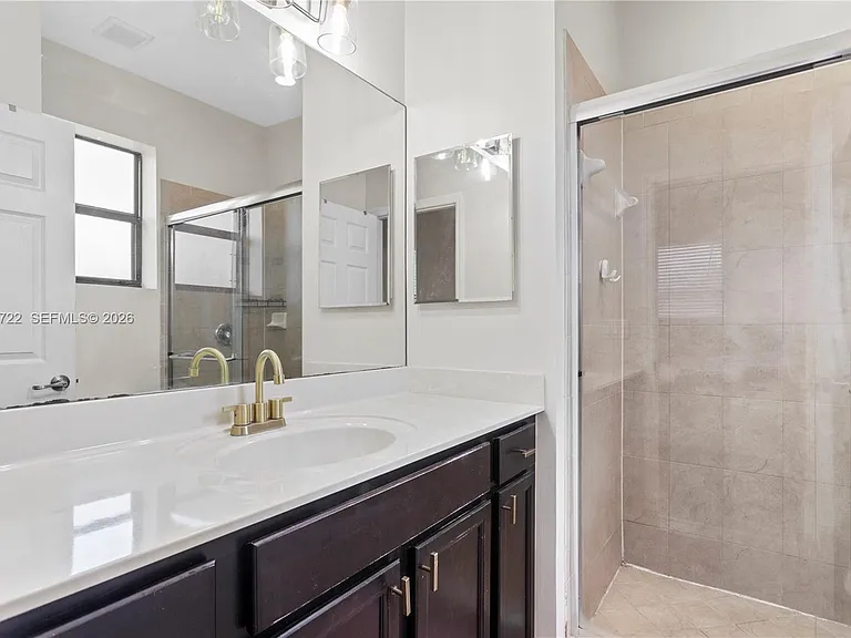 3209 SE 4th Ct #3209 — Photo 17