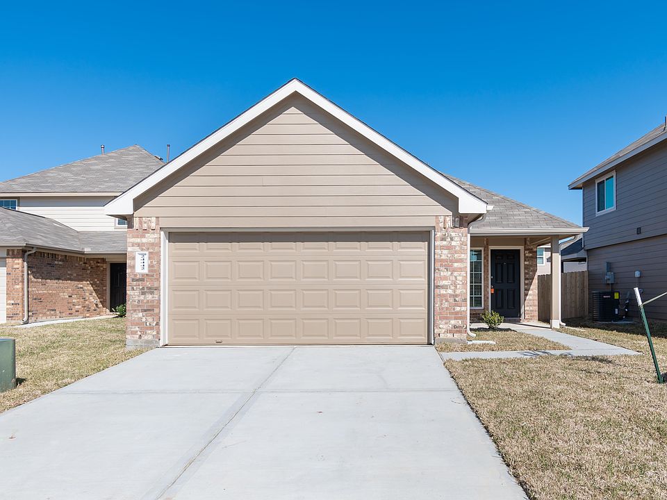 1st image of 24442 Bella Carolina Ct