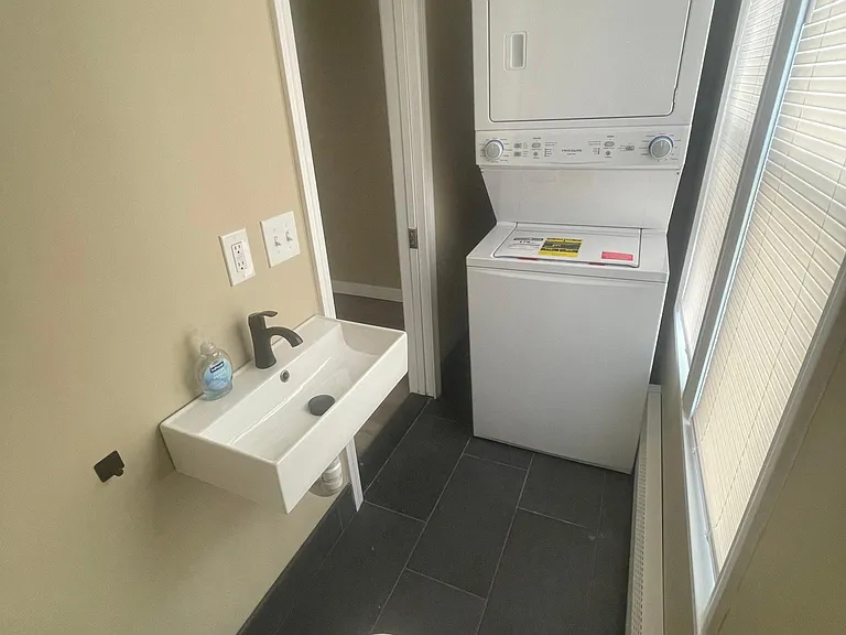 114 East St #1 — Photo 13