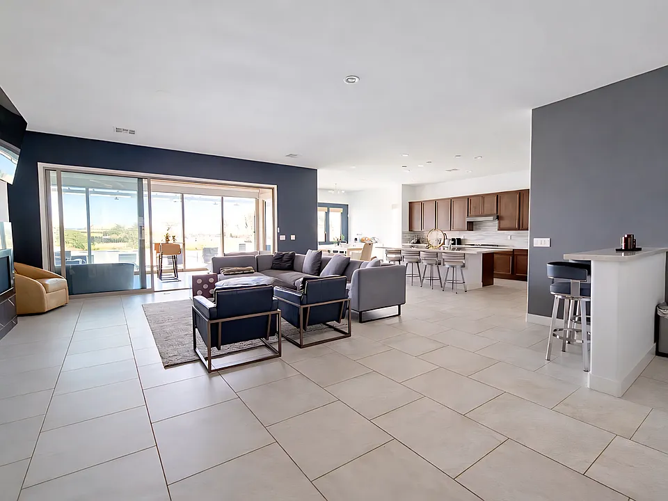 11111 Villa Bellagio Dr