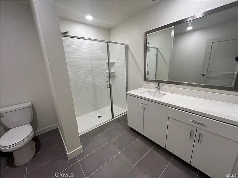 1402 N Nolita — Photo 15