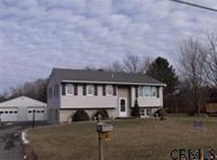 191 Proper Rd, Gloversville, NY 12078