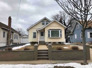 165 S Brookside Ave, Freeport, NY 11520