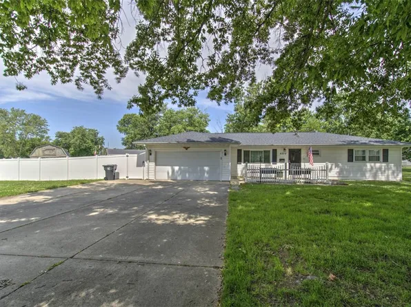 4272 E Maynor St, Decatur, IL 62521