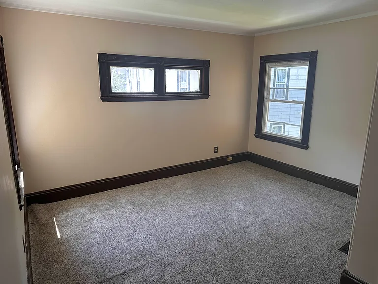 73 Maple St #2 — Photo 4