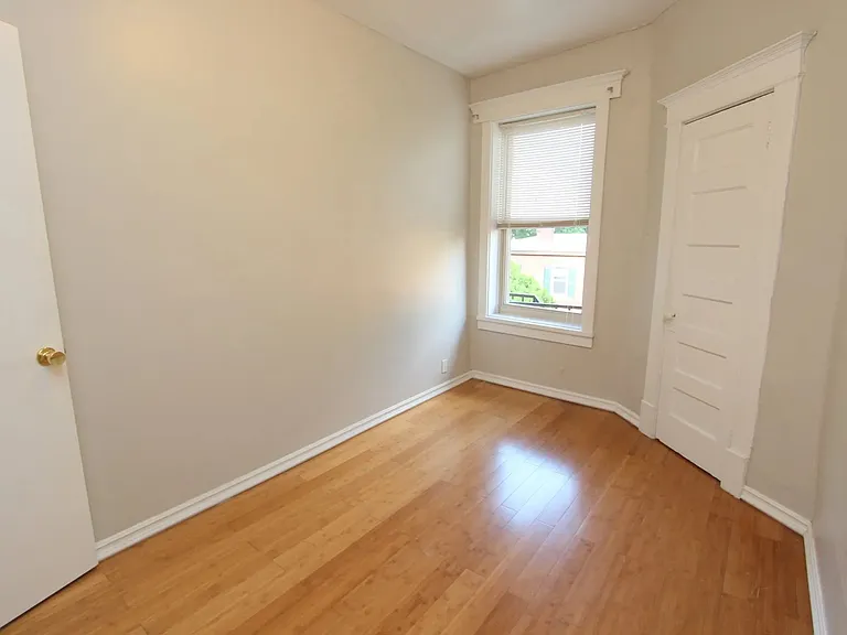 326 Melwood Ave — Photo 6