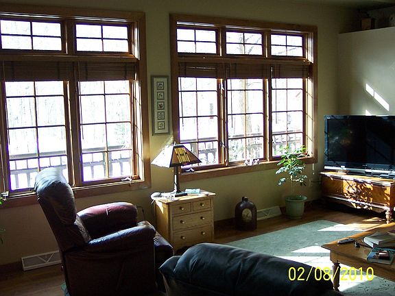 walll of windows to south