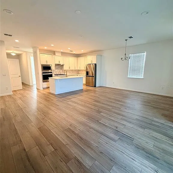 13007 Tollcross Way — Photo 9
