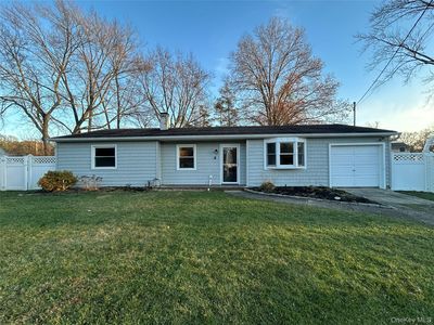 7 Heather Court, Centereach, NY, 11720