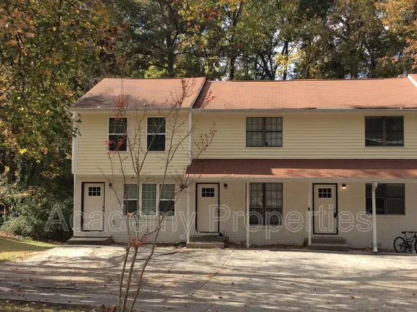 130 Meadowbrook Ct APT B, Fayetteville, GA 30215