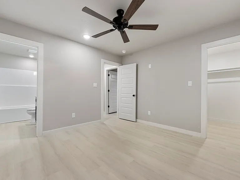 Primary Bedroom (with attached full bath)