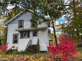 6539 Crystal St, Kent, OH 44240