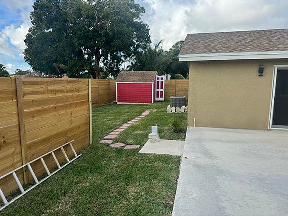 3rd image of 4735 Blue Pine Cir