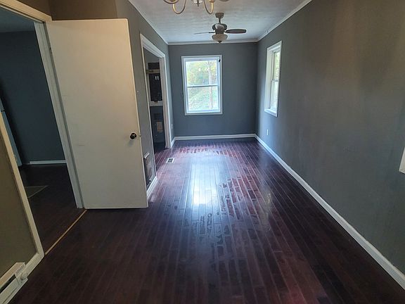 4th image of 711 County Road 104
