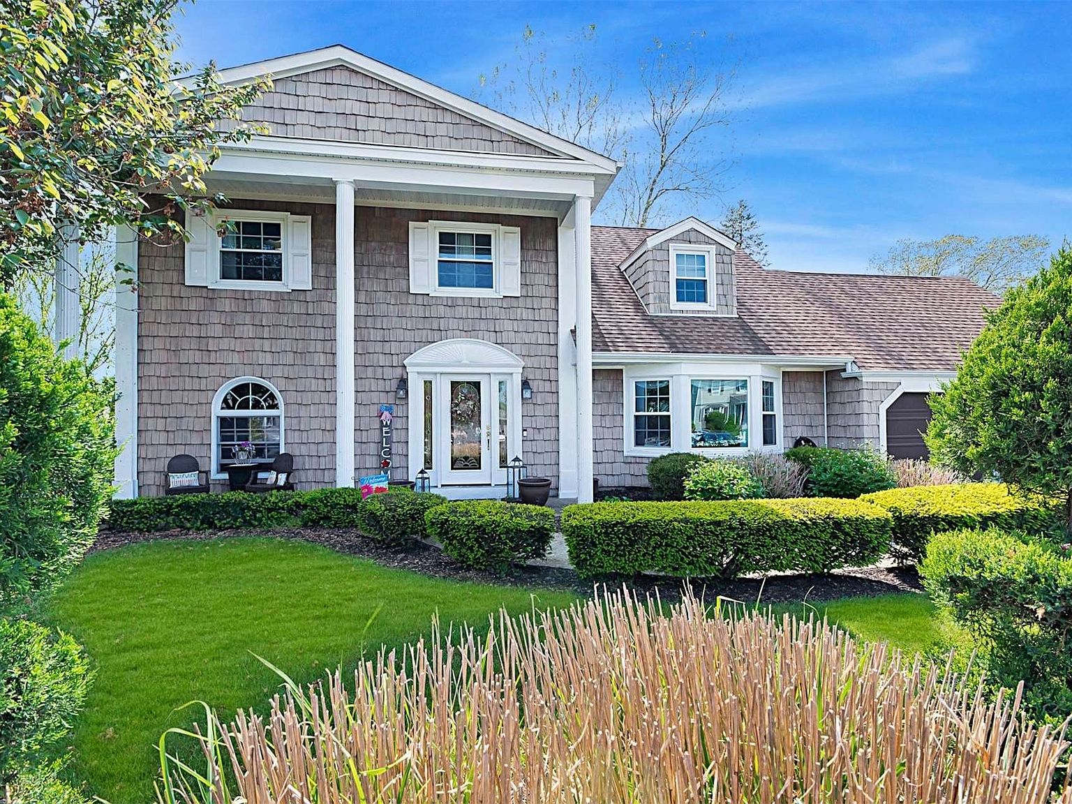 28 Nimbus Road, Holbrook, NY 11741 Zillow