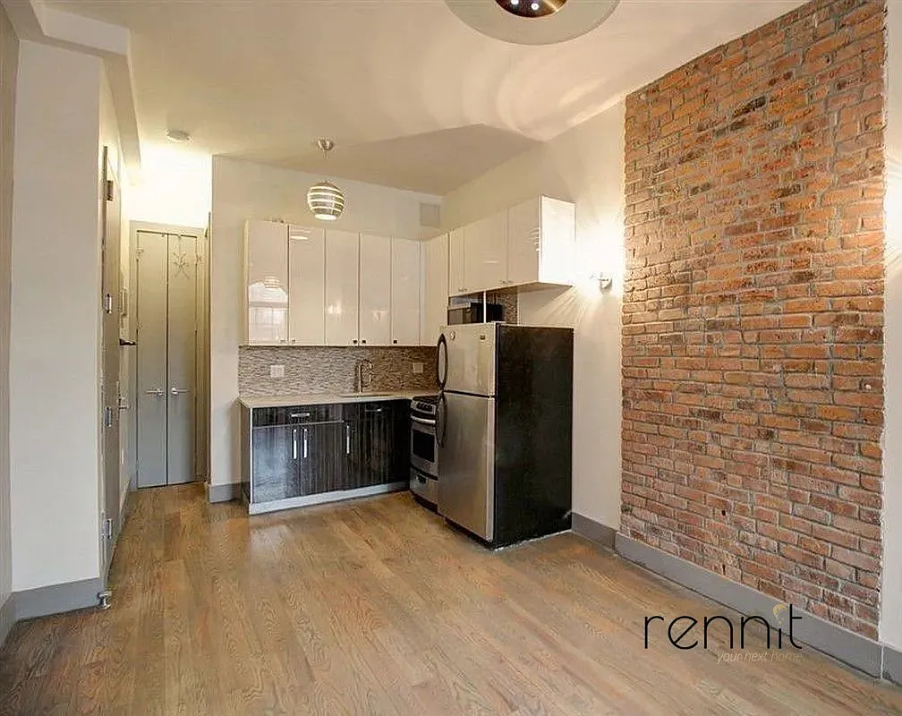 71 Stuyvesant Avenue — Photo 2