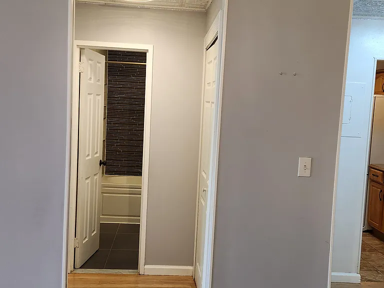 152-18 Union Tpke #204K — Photo 6