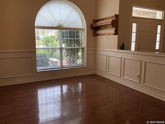 2nd image of 6531 NW 106th Pl