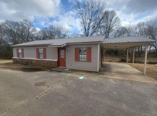 404 2nd St, Belmont, MS 38827