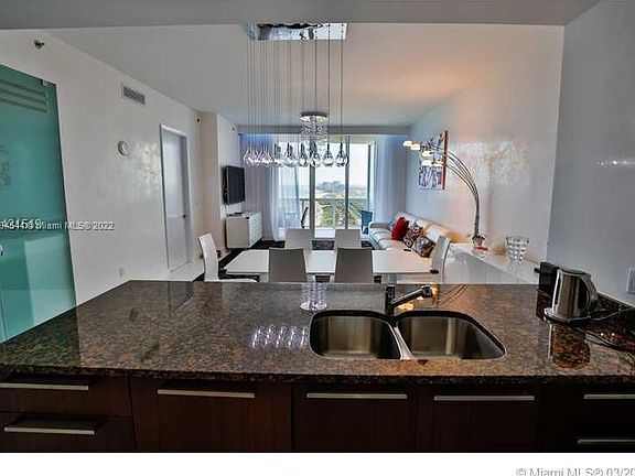 5th image of 15811 Collins Ave APT 2302