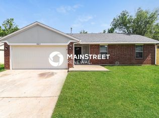 10129 Isaac Dr, Midwest City, OK 73130
