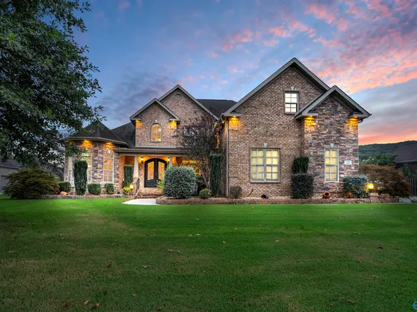 23 McMullen Ln, Gurley, AL 35748