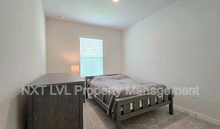 8369 Everly Preserve Dr — Photo 11