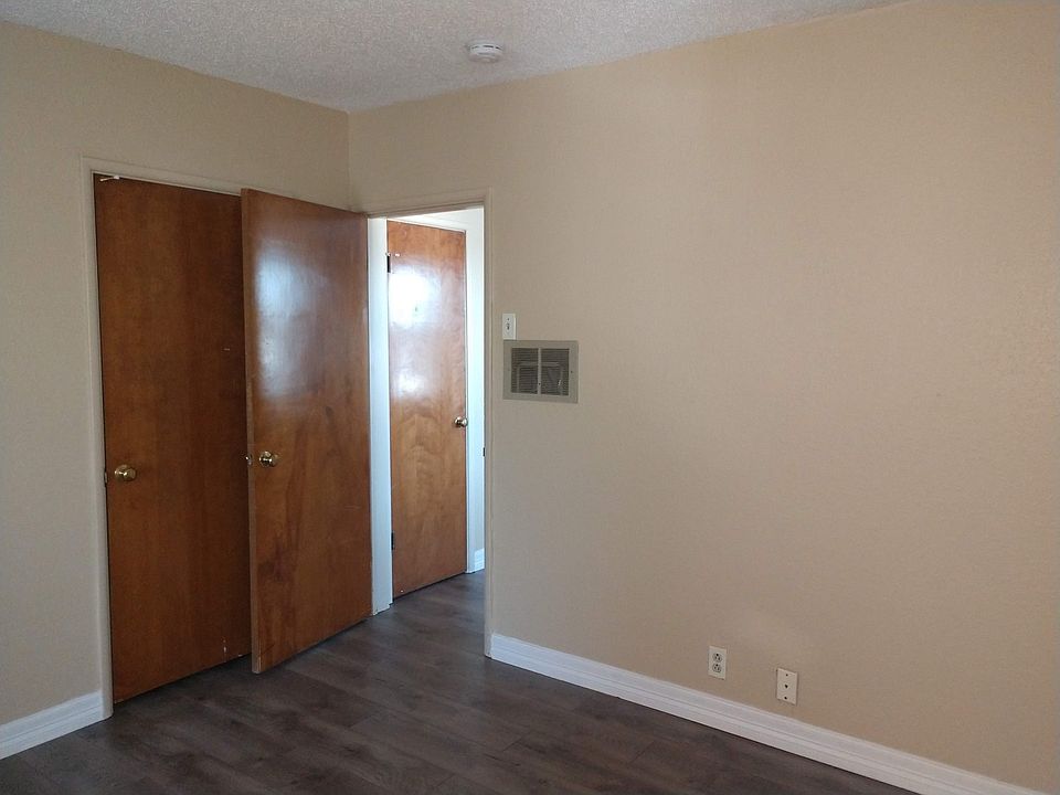 Hathaway Apartments 901 W Main Puyallup WA Zillow