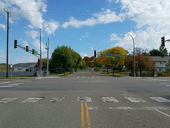 5th image of 11 Birch Ave NW
