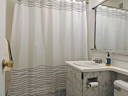 Rented by PocketBroker Inc | media 18