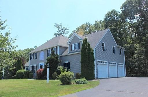 2nd image of 40 Hardwick Rd