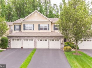 836 Creekview Dr, Blue Bell, PA 19422