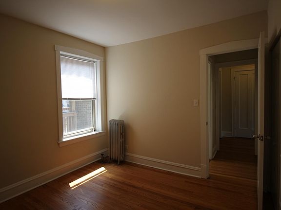Large Bedroom