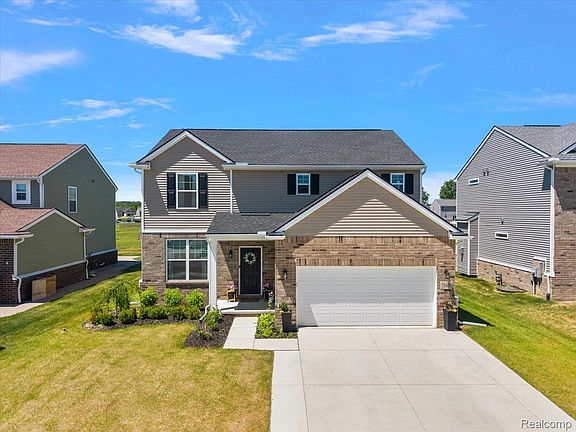 2nd image of 71471 Julius Dr
